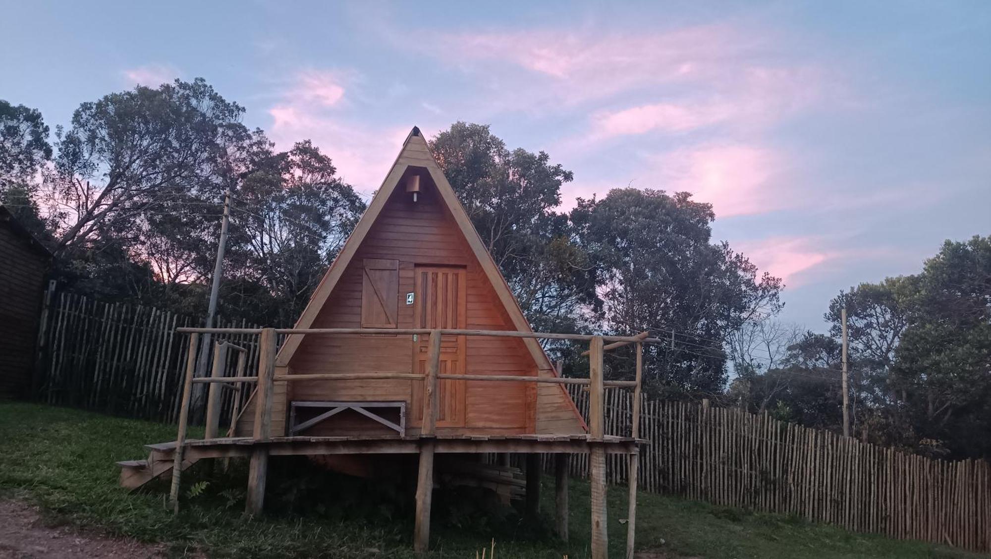 Chales E Camping Do Robinho 1 São Tomé das Letras Eksteriør billede